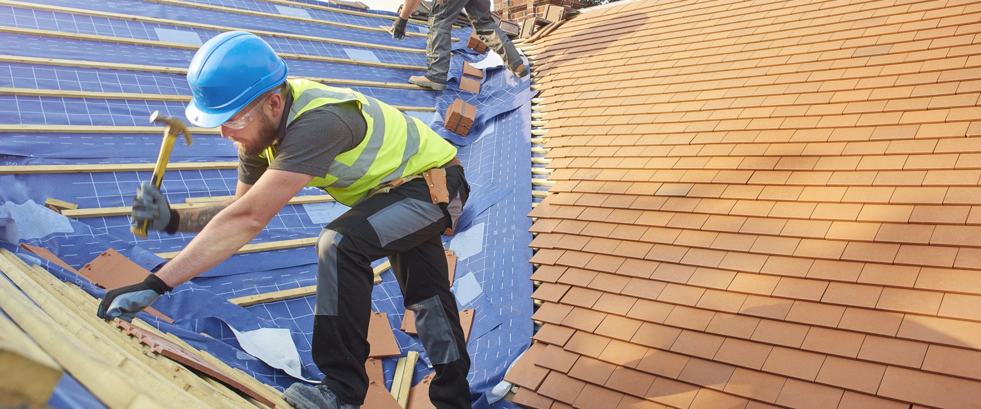 What types of roofers are there?