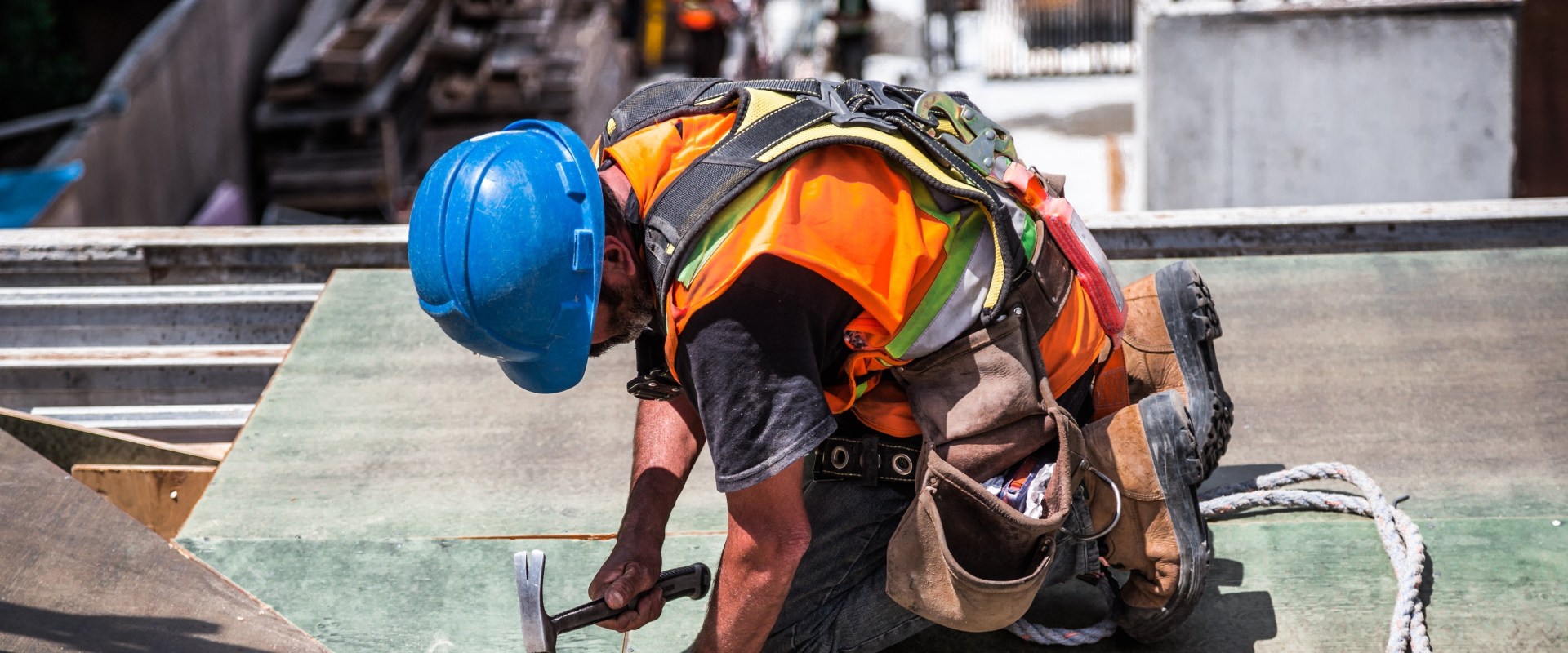 Is there a such thing as a licensed roofer?