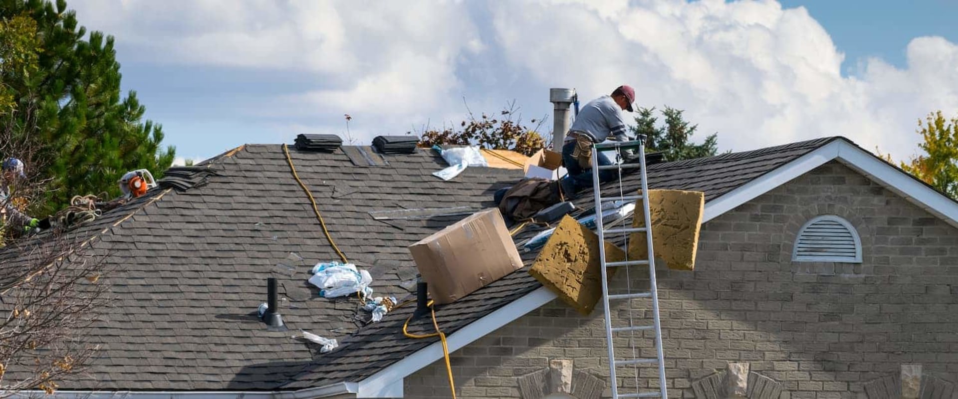 What is the best season to replace a roof?