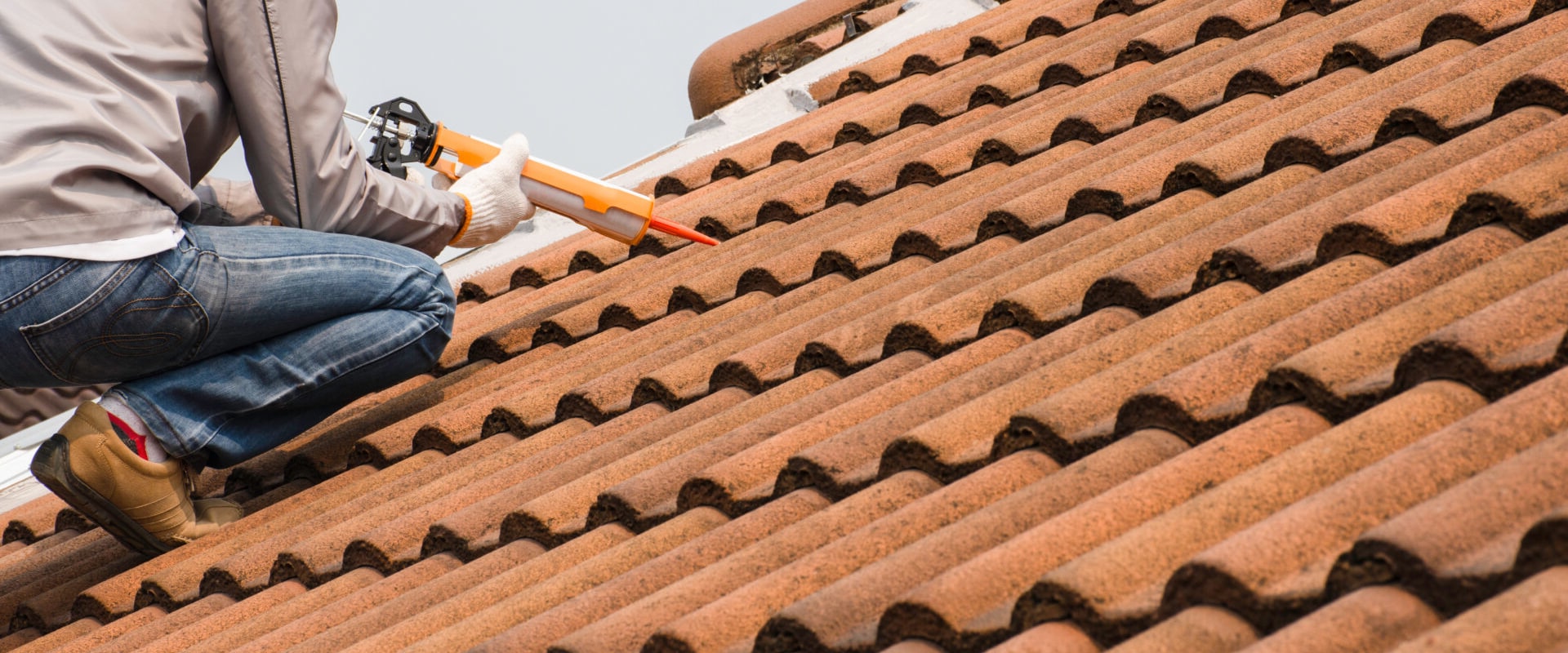 Is it cheaper to replace a roof in winter?
