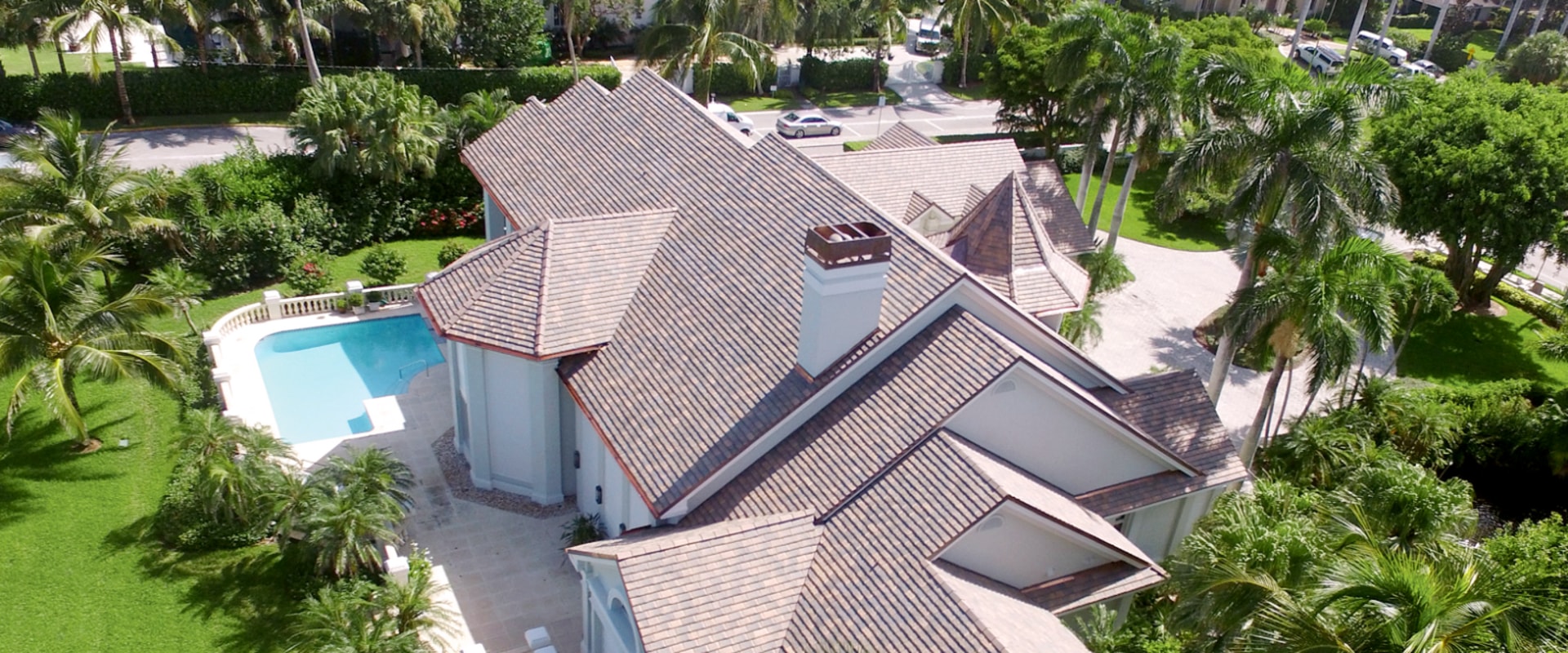 Can you live in a house while the roof is being replaced?
