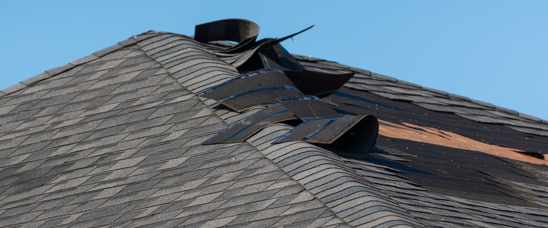 How do you prove wind damage to a roof?