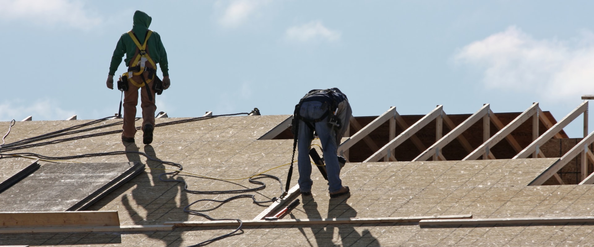 How much does it cost to replace a roof in alabama?