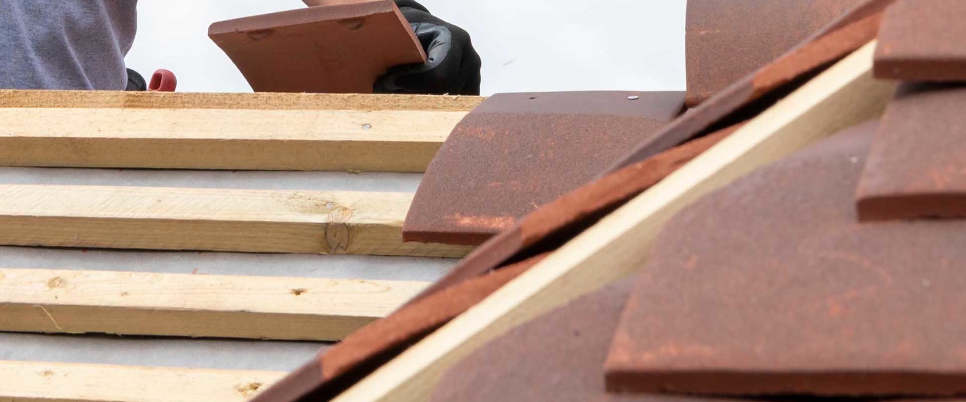 How to estimate the cost of replacing a roof?