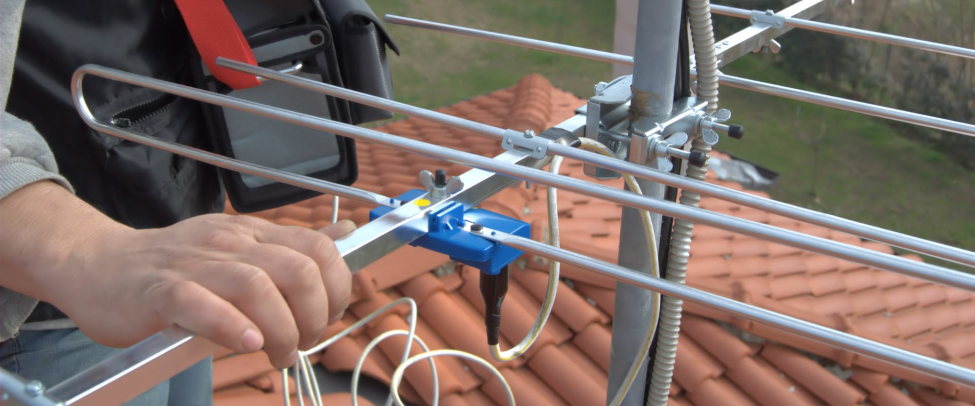 Installing an Outdoor TV Antenna: What You Need to Know